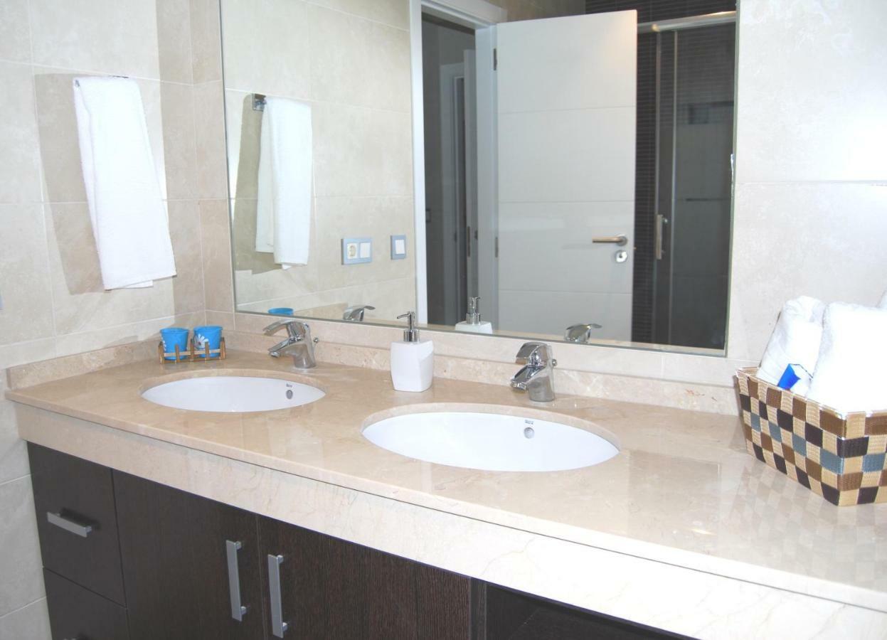 Centrico Nuevo Dos Banos Parking Apartment Sevilla Exterior foto